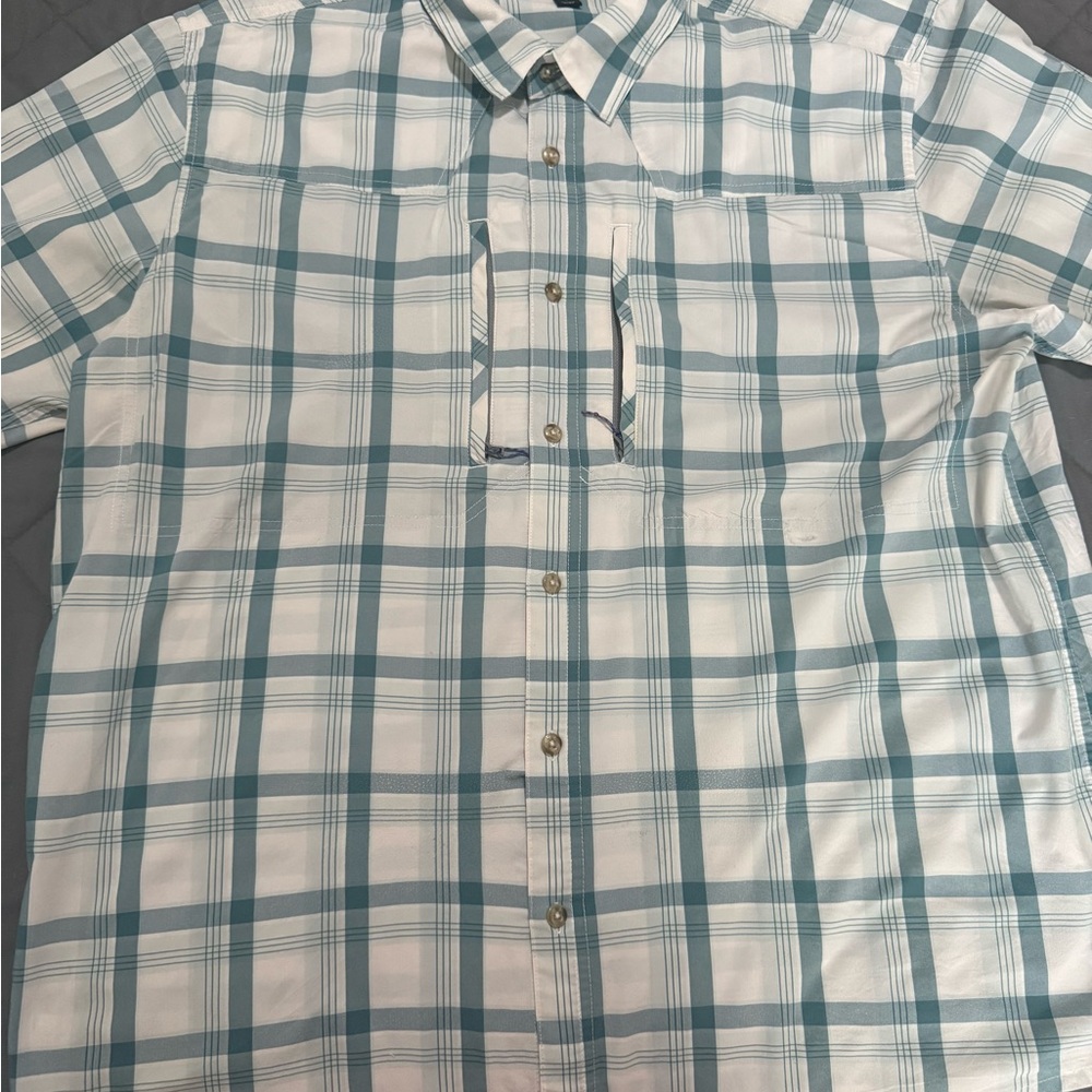 Patagonia Men's Teal and White Plaid Shirt